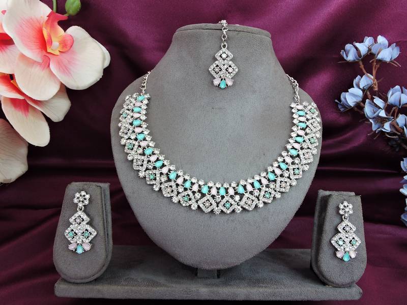Green color rhodium plating festive wear designer necklace set