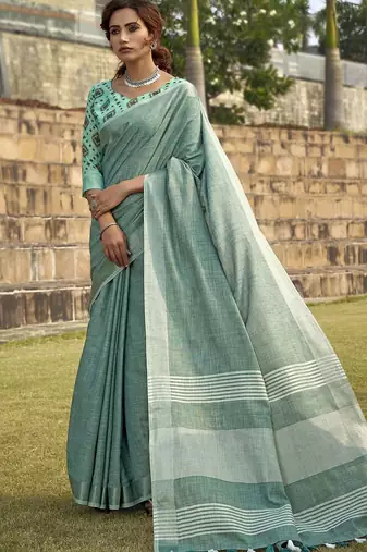 green women zari striped saree with blouse piece
