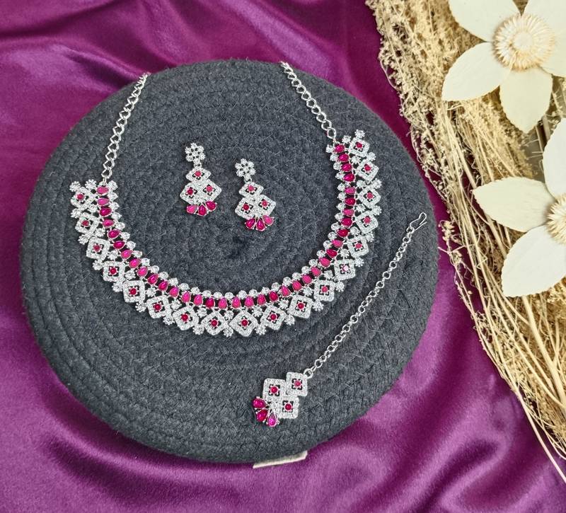 Pink color rhodium plating festive wear designer necklace set