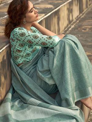 green women zari striped saree with blouse piece 2