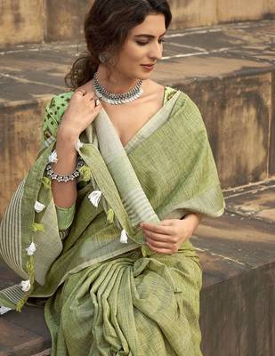 green woven zari linen saree with unstitched blouse piece 2