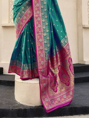 green ethnic motifs woven design zari banarasi saree 4