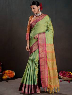 light_lime woven design zari silk blend handloom banarasi saree 4