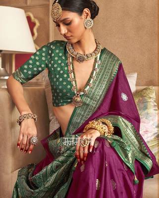 purple woven design zari silk blend patola saree 3