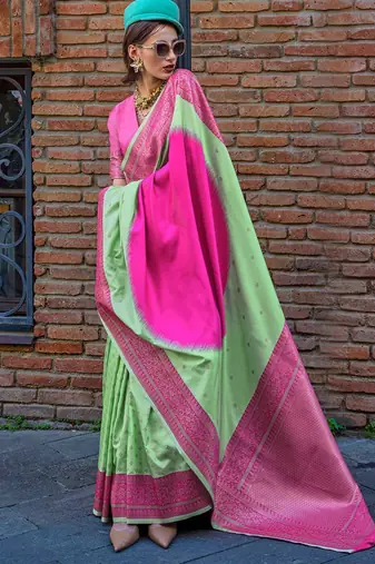 green woven design zari banarasi saree