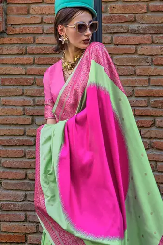 green woven design zari banarasi saree