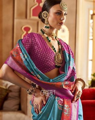 blue woven design zari silk blend patola saree 3