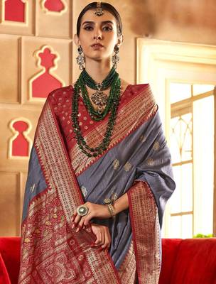 grey woven design zari silk blend handloom patola saree 2