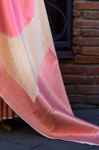 cream ethnic motifs zari banarasi saree