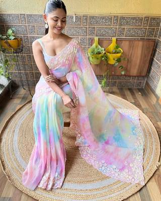 pink embellished sequinned  saree 3