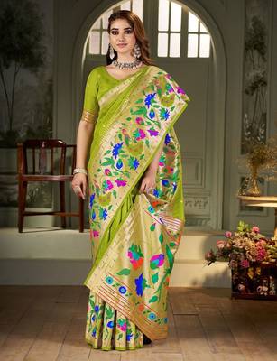 green woven design zari kanjeevaram saree 4