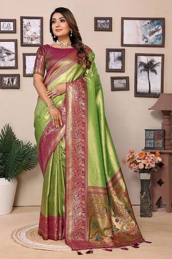 green woven design zari silk blend designer banarasi saree
