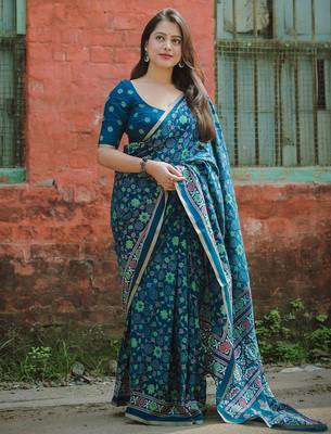 teal floral saree 1