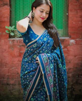 teal floral saree 3