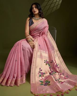 pink woven design zari handloom paithani saree 3
