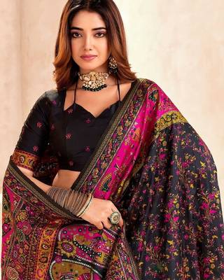 black ethnic motifs zari pashmina saree 5