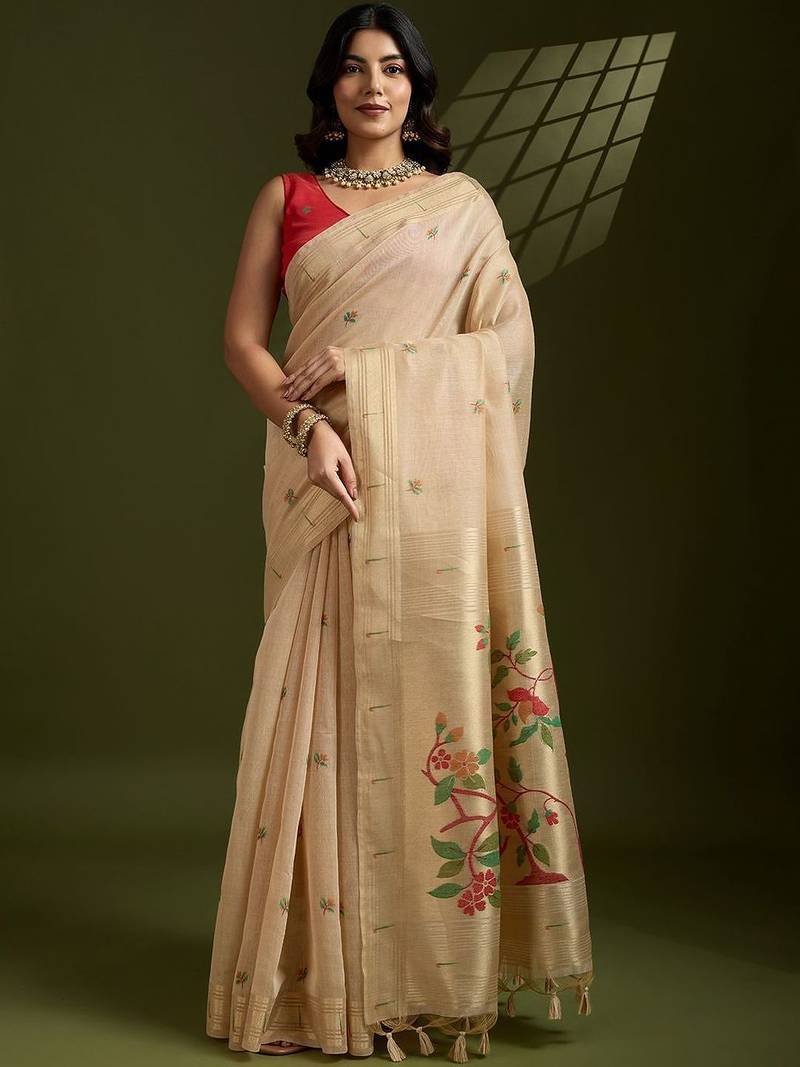 cream women floral woven design zari paithani saree