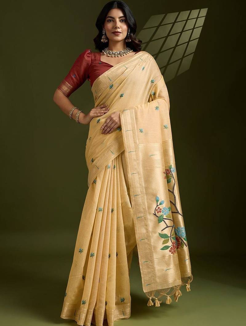 gold floral printed zari paithani saree