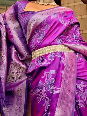 magenta woven design zari satin banarasi saree 4
