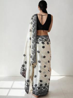 cream floral silk blend saree 3