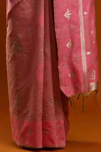 pink women ethnic motifs woven design cotton saree with blouse