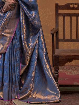 navy_blue woven design zari silk blend kanjeevaram saree with matching blouse 5