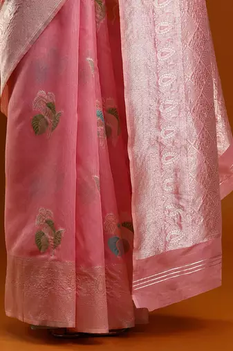 pink women floral woven design zari Cotton saree