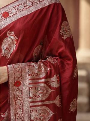 maroon woven design zari silk blend designer banarasi saree 4