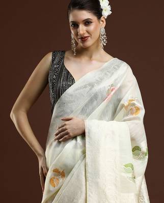 cream floral woven design zari cotton saree with blouse  4