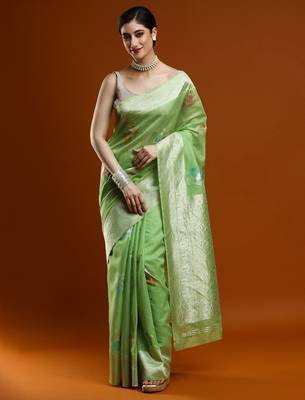 green ethnic motifs embroidered zari embroidered cotton saree 4