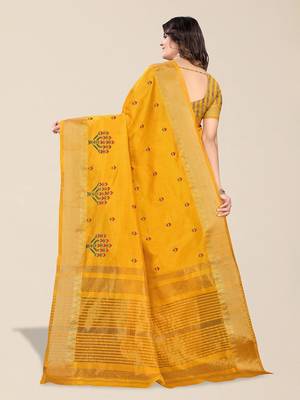 yellow ethnic motifs embroidered silk cotton banarasi saree 4