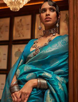 blue blue & gold-toned woven design zari silk blend banarasi saree 3