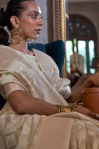 off_white off white gold-toned ethnic woven design zari poly linen banarasi saree