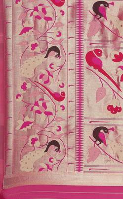 green green & pink woven design silk blend paithani saree 4