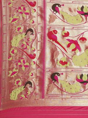 green green & red woven design silk blend paithani saree 4