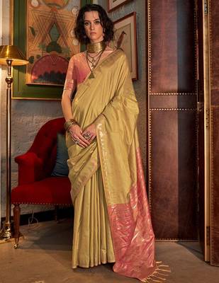 gold ethnic motifs woven design zari banarasi celebrity saree 1