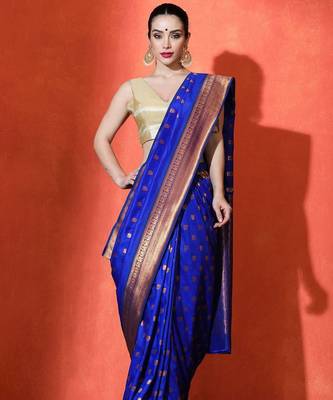 blue woven design zari kanjeevaram saree 1