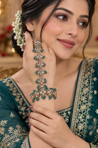 green stone & agate stone haath phool (hath panja), antique gold plated