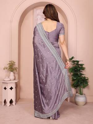 lavender ethnic motifs embroidered saree with blouse piece 3