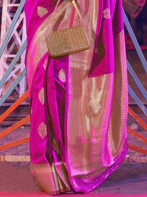 Grey brown floral zari pure chiffon muga saree with blouse piece 5