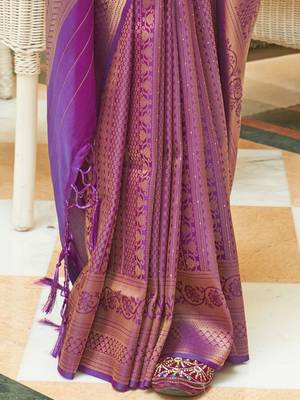Orange copper floral silk blend designer kanjeevaram saree 4