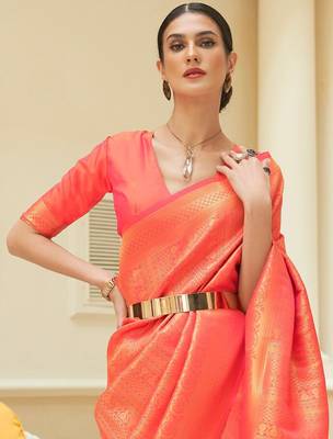 Red pink floral zari silk blend designer kanjeevaram saree 3