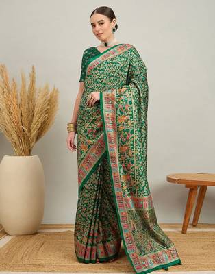 Peach cream floral printed tissue jamdani saree 5