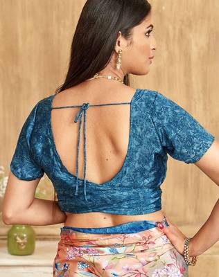 blue floral pure crepe saree 4