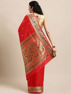 Pink women embellished saree with solid border 2