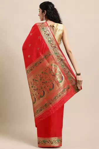 Pink women embellished saree with solid border