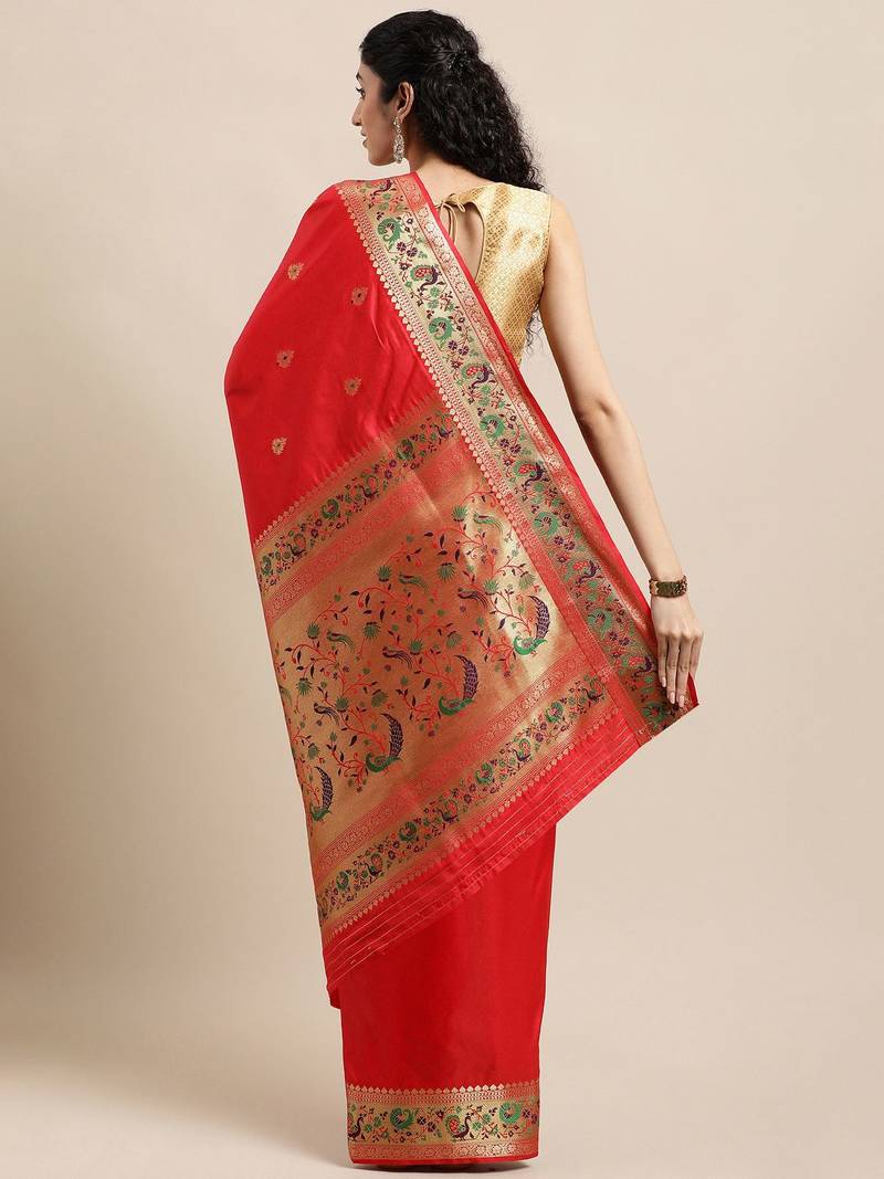 Pink women embellished saree with solid border