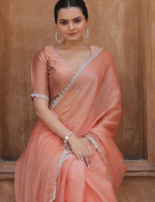 peach women embellished mukaish organza saree 5