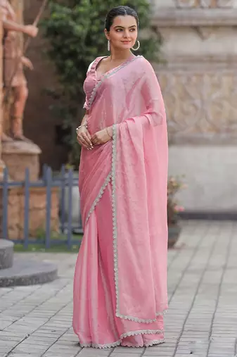 pink women embellished mukaish organza saree