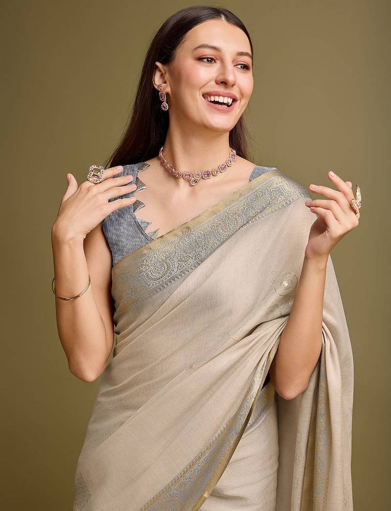 Green bandhani printed embroidered zari saree